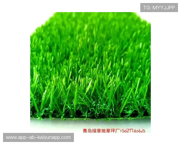 人工草皮的夏天烫脚，人工草皮易燃吗